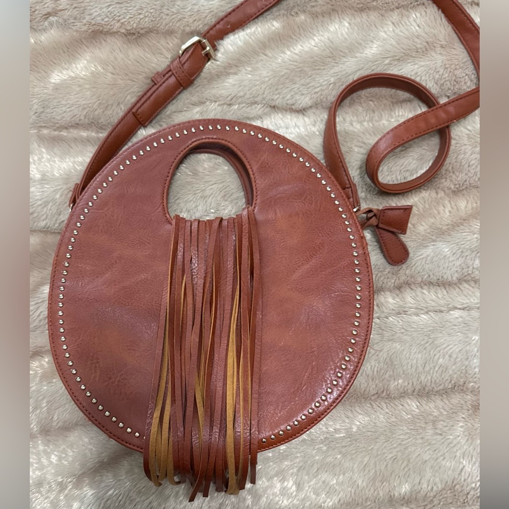 shoulder/ crossbody bag with fun fringe